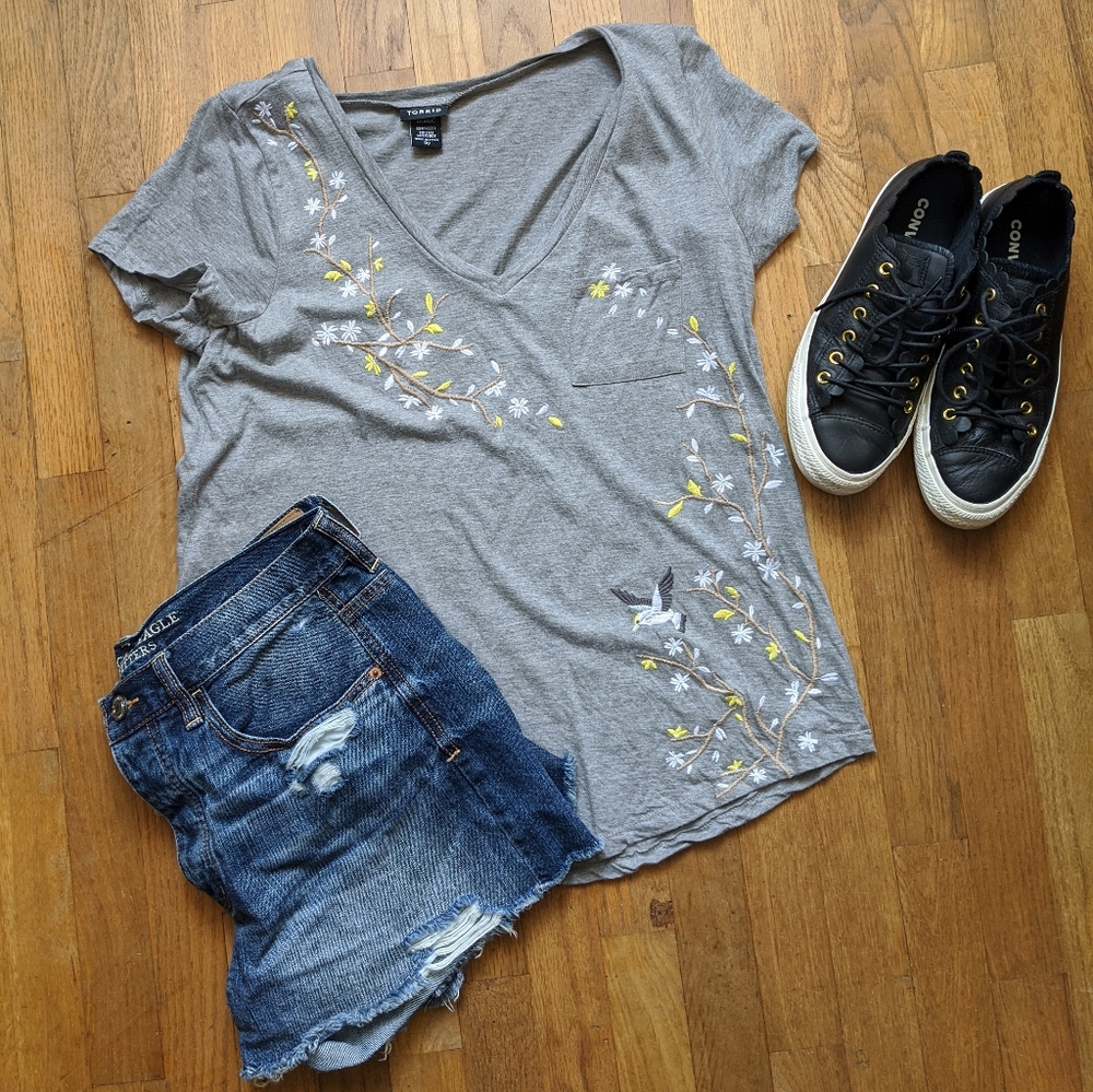 Torrid loose fit tee 00